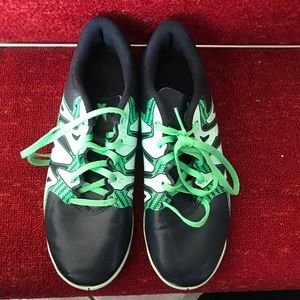 Adidas green sized 7 shoes